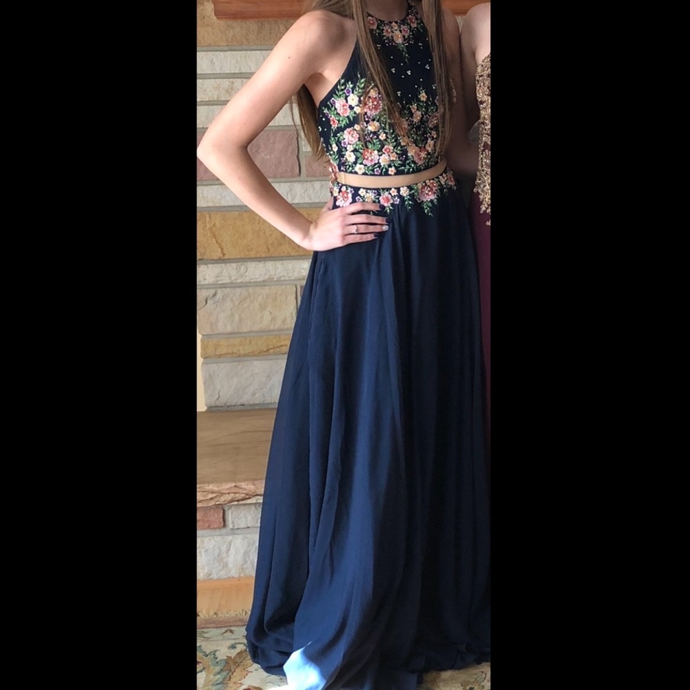 beautiful navy floral prom dress! size x-small